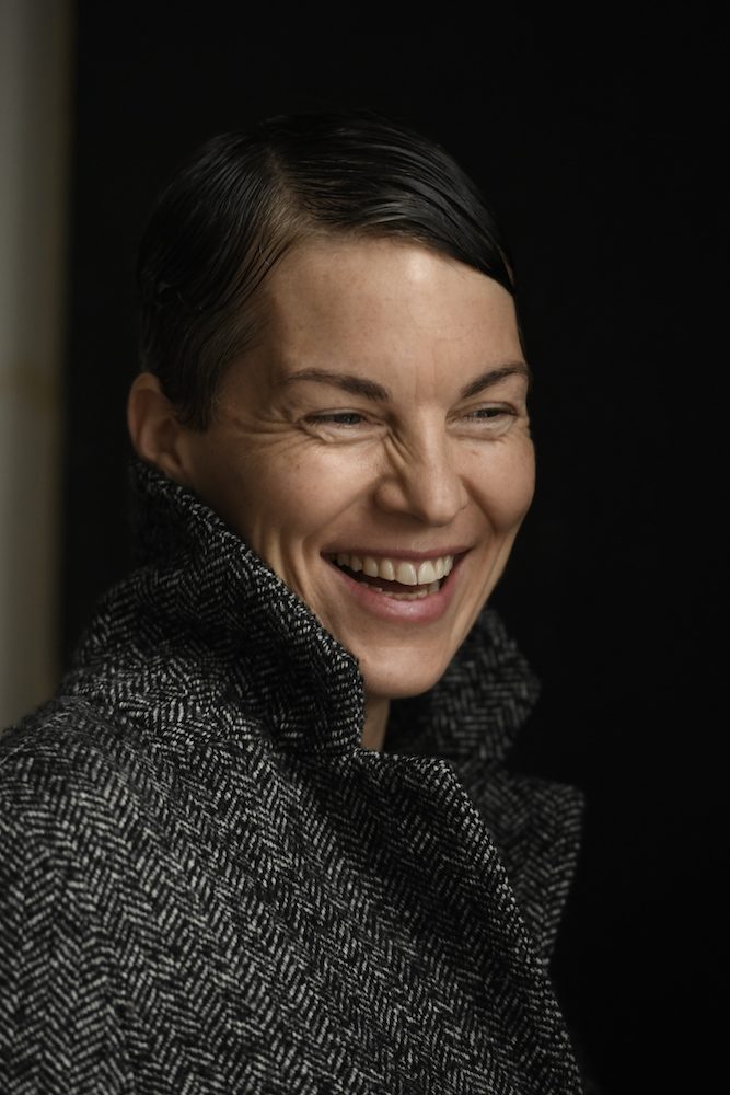 VICTORIA MAYER (© Jeanne Degraa)