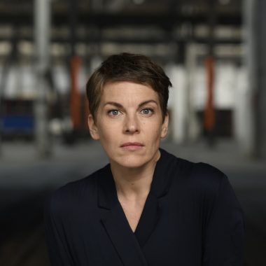 VICTORIA MAYER (© Jeanne Degraa)