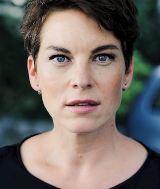 VICTORIA MAYER (© Christian Hartmann)