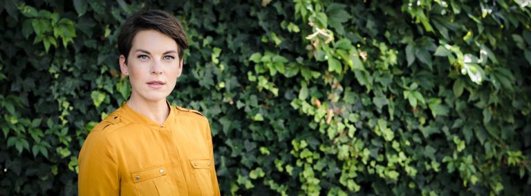 VICTORIA MAYER (© Christian Hartmann) Panorama