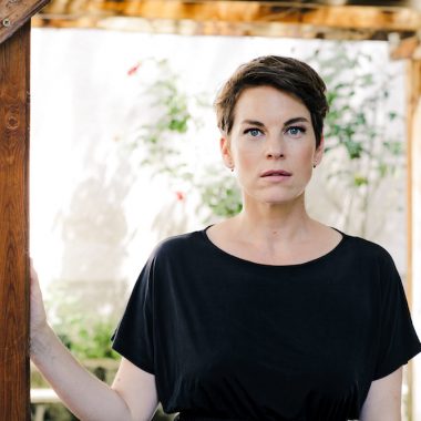 VICTORIA MAYER (© Christian Hartmann)