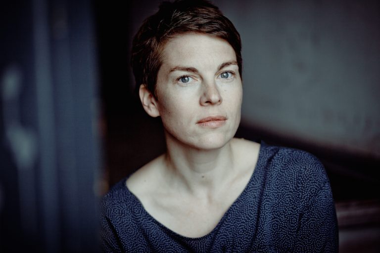 VICTORIA MAYER (© Lena Stahl)