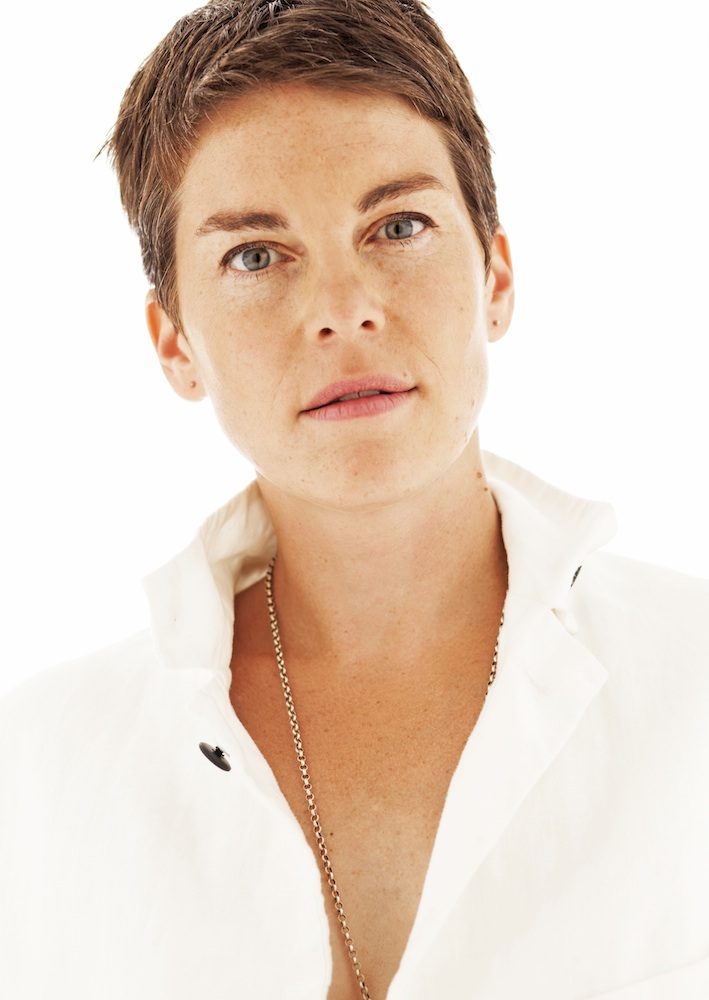 VICTORIA MAYER (© Susie Knoll)