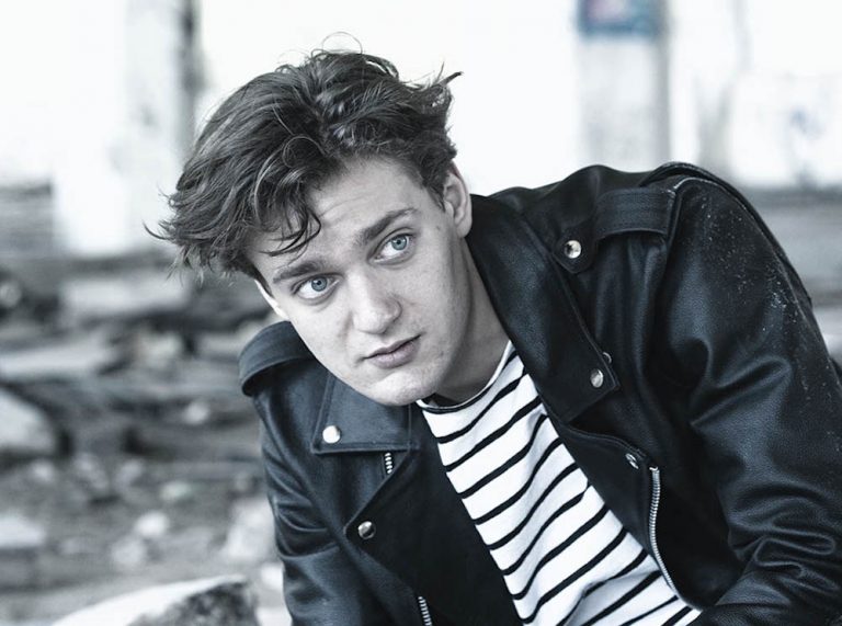 LUCAS ENGLANDER (© Frank Chmura)