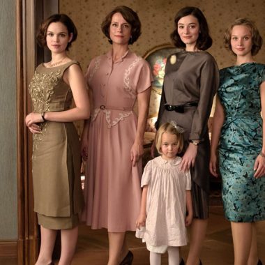 Drehstart Ku’damm 59 – Eva Schˆllack (Emilia Sch¸le), Caterina Schˆllack (Claudia Michelsen), Helga Schˆllack/von Boost (Maria Ehrich), Kind Dorli (Alma Lo®hr), Monika Schˆllack (Sonja Gerhardt)