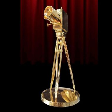 goldene-kamera-b16f3b47-f9d3-4bd0-a72c-d6a0da8d2c62