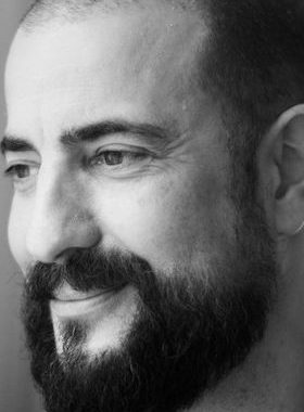 ChristopherSchier_8112-Kopie1-e1487663106695-280×450