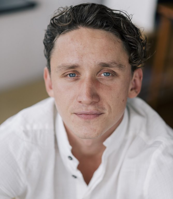 AARON FRIESZ (© Julia Dragosits)