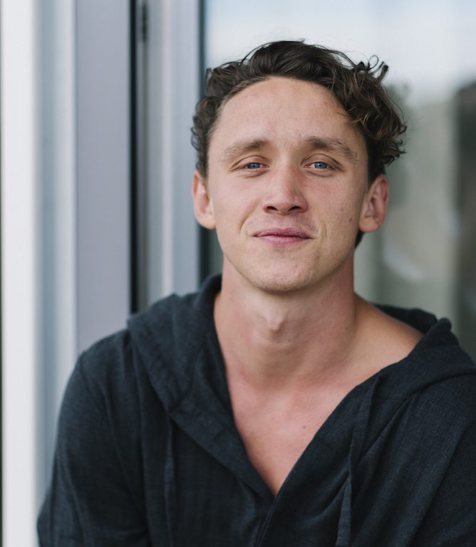 AARON FRIESZ (© Julia Dragosits)