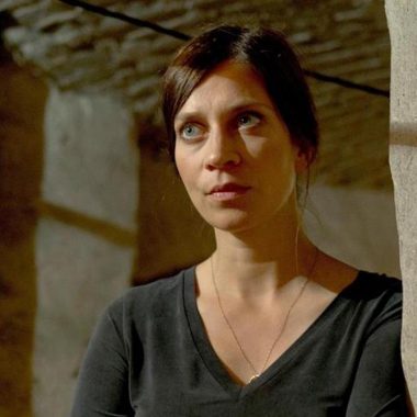 kriminaltechnikerin-dr-viktoria-wex-reist-von-berlin-nach-pasym-im-haus-ihres-onkels-der-s-100__v-varxl_370cdb KopiePan