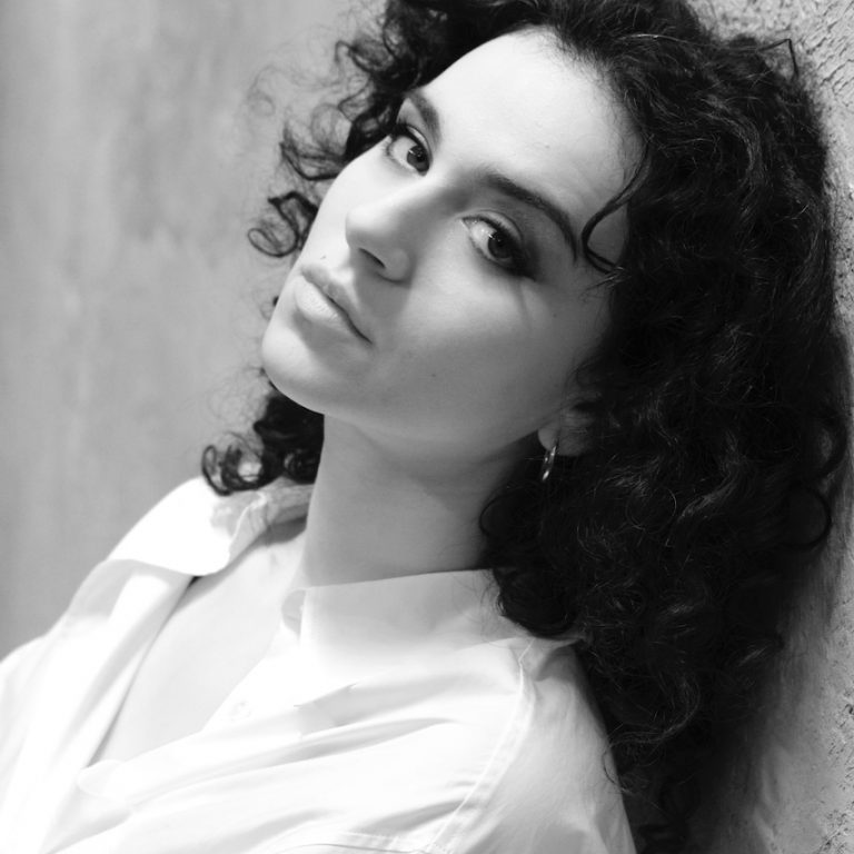 MARIAM HAGE (© Jacqueline Krause-Burberg)