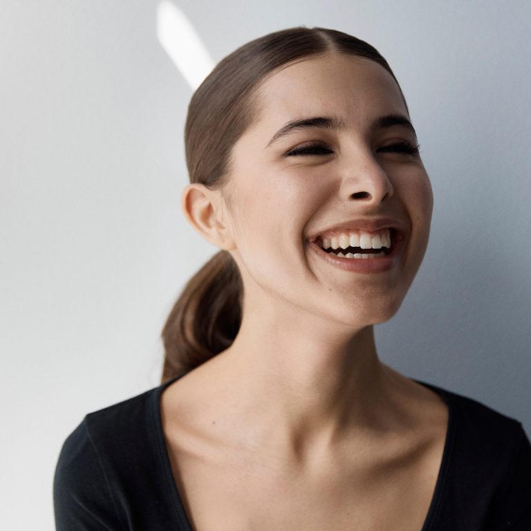 HELENA YOUSEFI (© Robin Kater)
