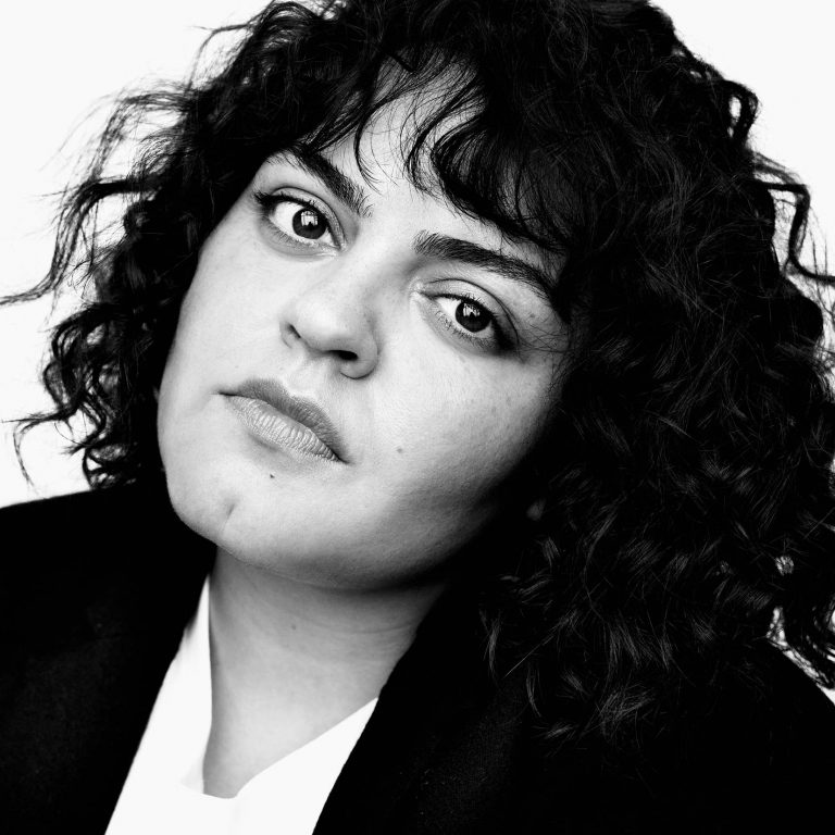 SARA FAZILAT (© Mathias Bothor)