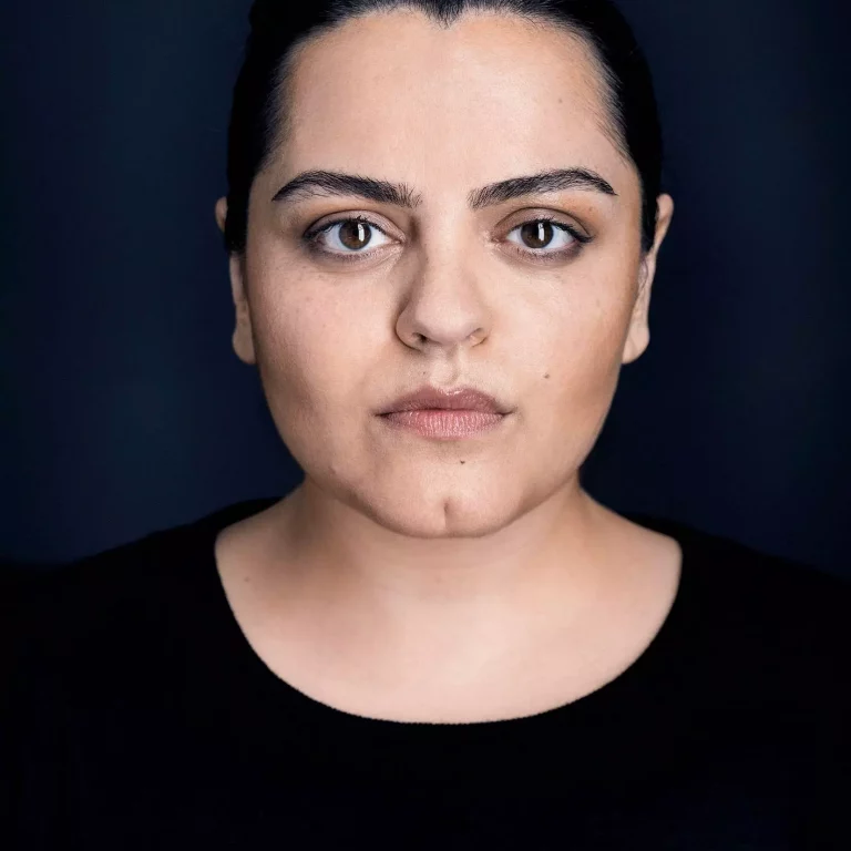 SARA FAZILAT (© Mathias Bothor)